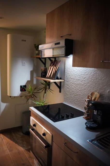 Nuit De La Sagesse "Jacuzzi Terrasse Et Parking Prive" Apartment Rouen Exterior photo
